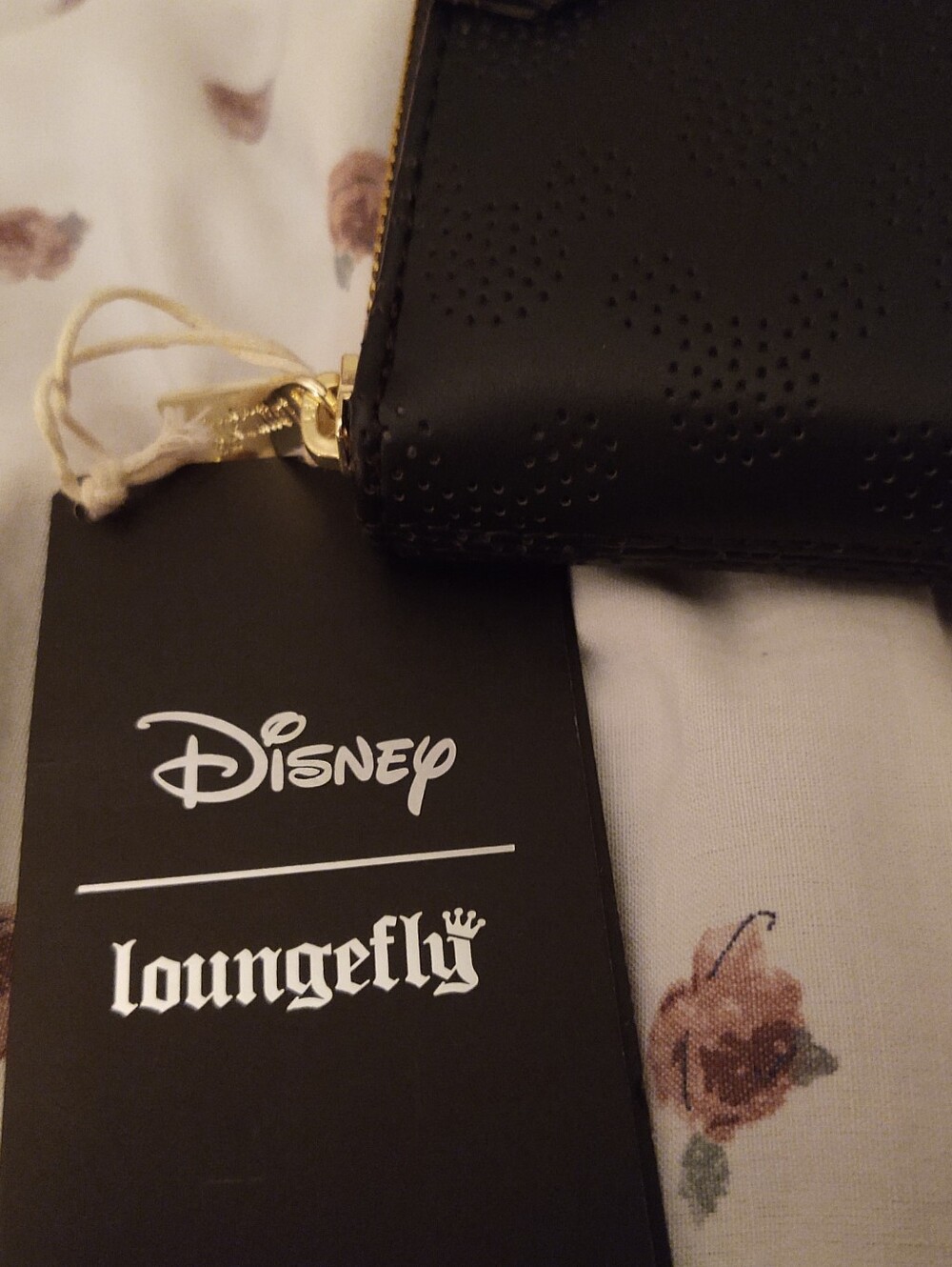 Loungefly Disney Mickey Mouse Silhouette Ears Wallet Box Lunch Exclusive NWT - Picture 5 of 6
